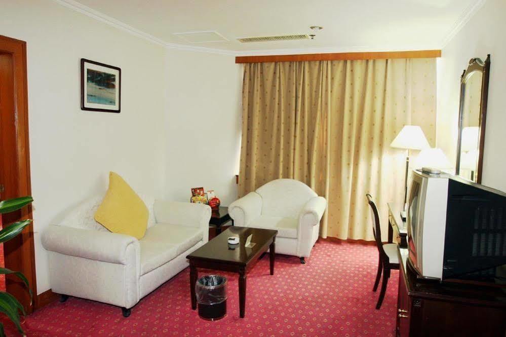 Baoding Zhong Yin Hotel Dış mekan fotoğraf