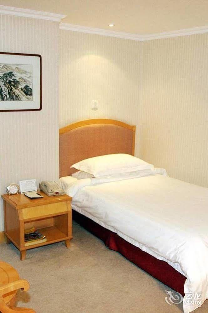 Baoding Zhong Yin Hotel Dış mekan fotoğraf